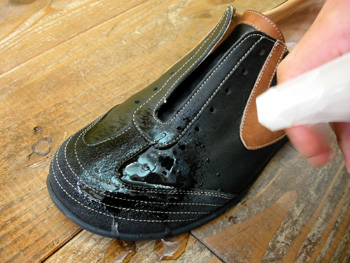 撥水加工前の靴